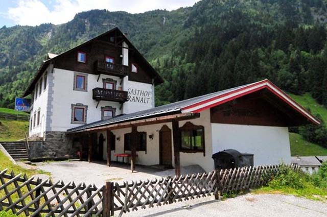 Das Gasthaus in der schönen Ortschaft Ranalt