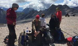 Pause in wunderschöner Berglandschaft